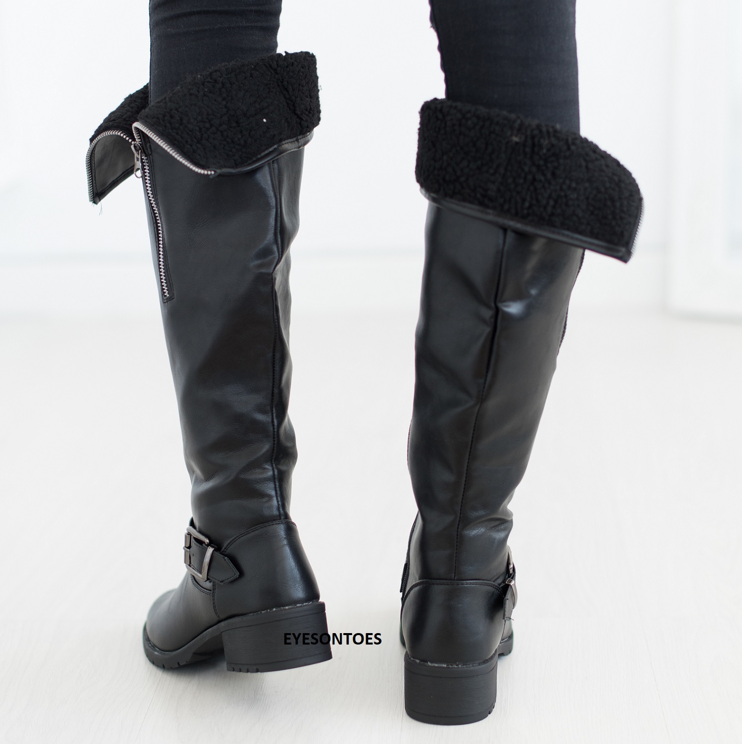 snow boots grip sole